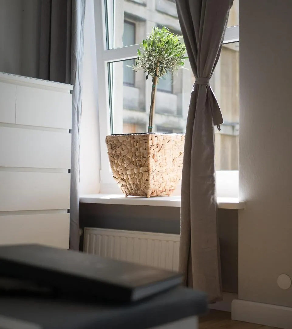 Apartment White Residence 4Rooms - City Center Warsaw